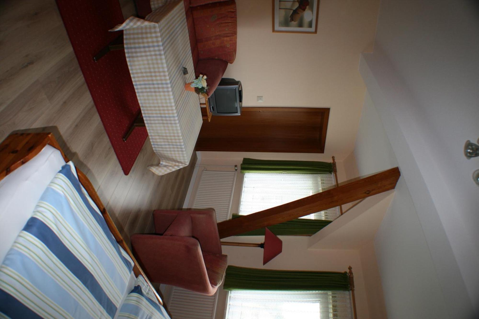 Hotel Garni Zur Post Utersum 部屋 写真